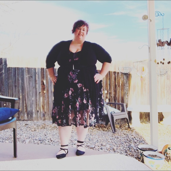 Meet your Posher, Chatée - Picture 2 of 4